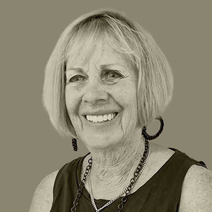 Health and Weight Loss coach - Maureen Collins-Lucic